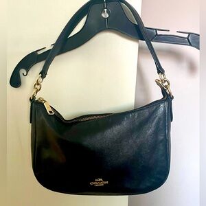 Coach, leather shoulder bag, LIKE NEW